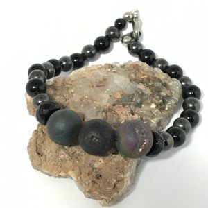 Agate and Jett bracelet